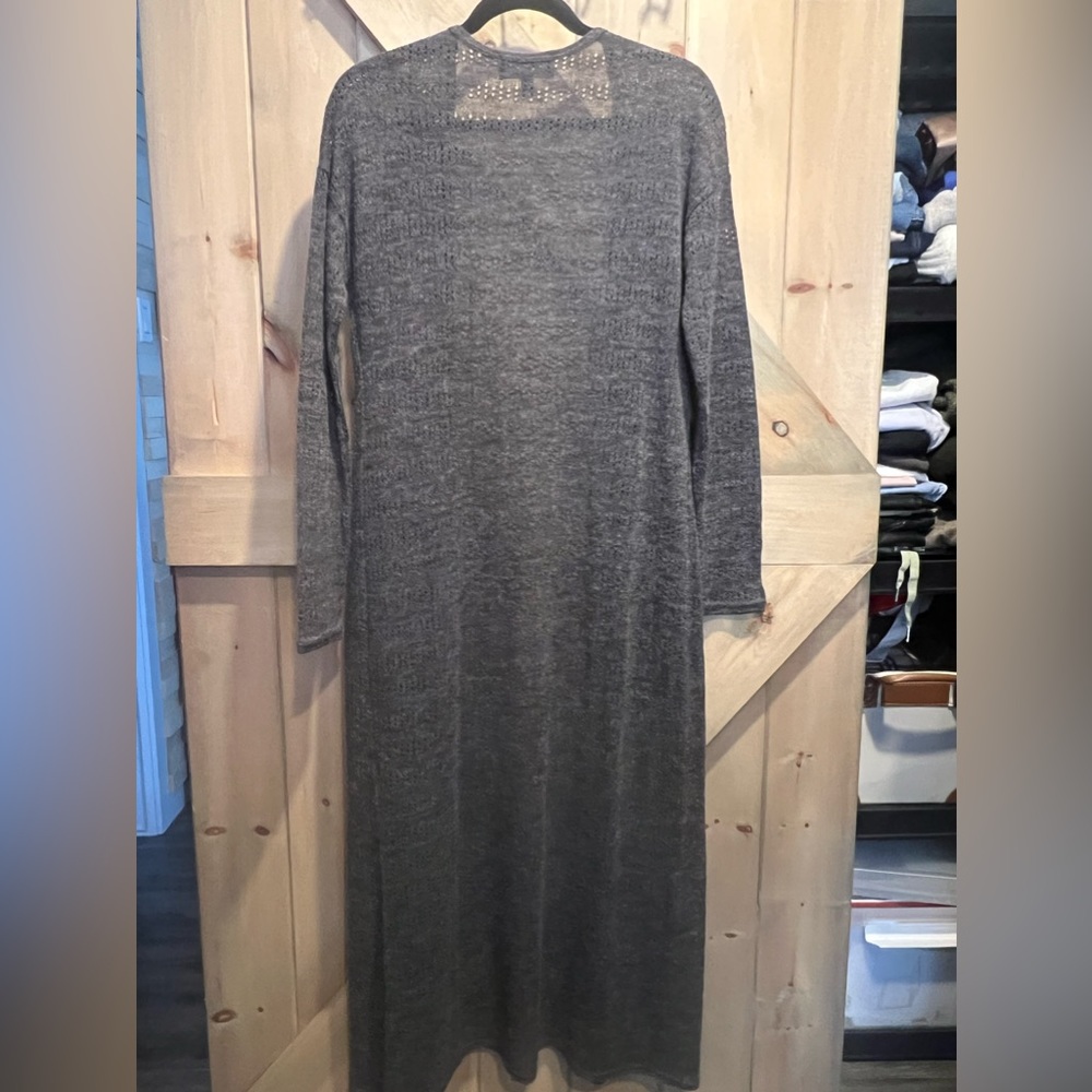 Active designed in Los Angeles long cardigan in size small. Charcoal gray - Picture 2 of 8